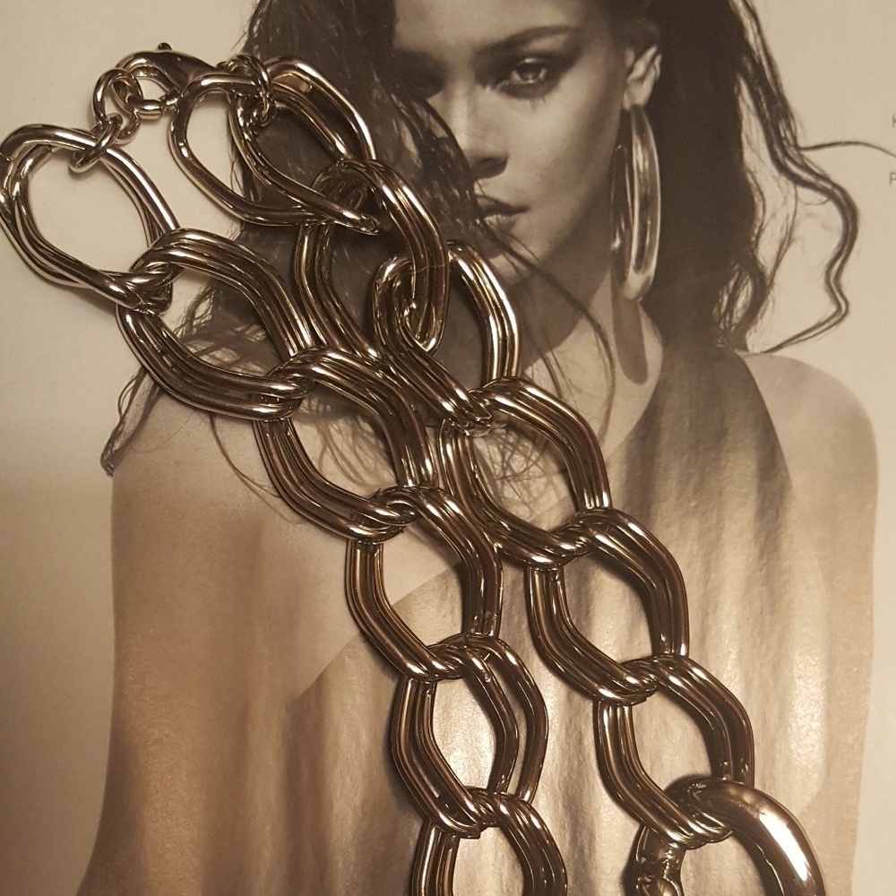 π
ΊAEO chunky nacklace - Picture 2 of 8